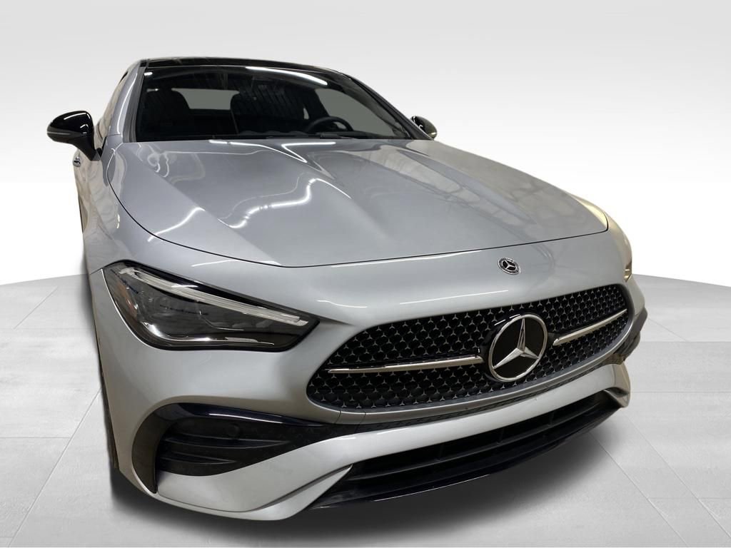 Used 2024 Mercedes-Benz CLE 300 4MATIC Coupe image 2