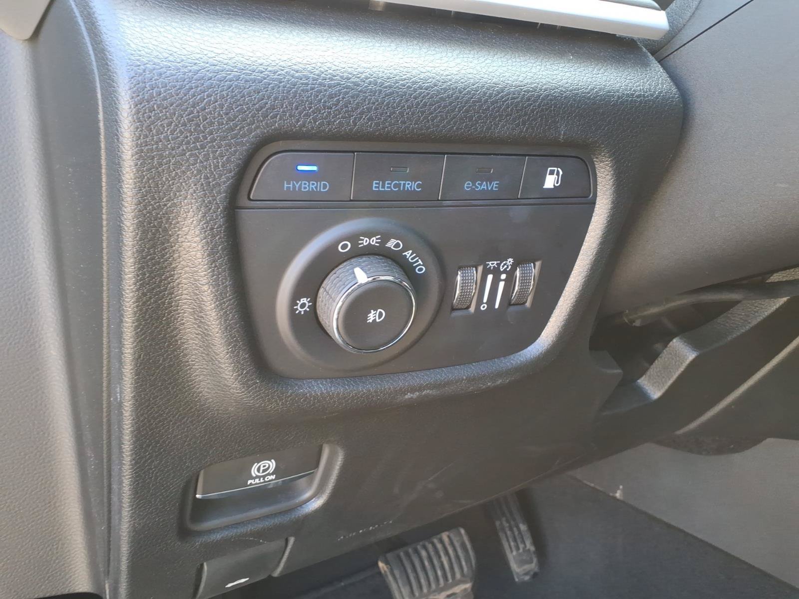 Used 2024 Jeep Grand Cherokee Limited 4xe AWD/4WD image 10