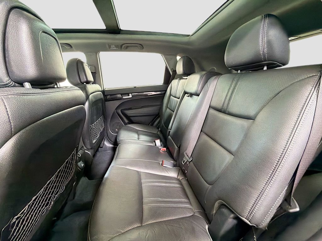 Used 2015 Kia Sorento EX w/ EX V6 Touring Package image 25