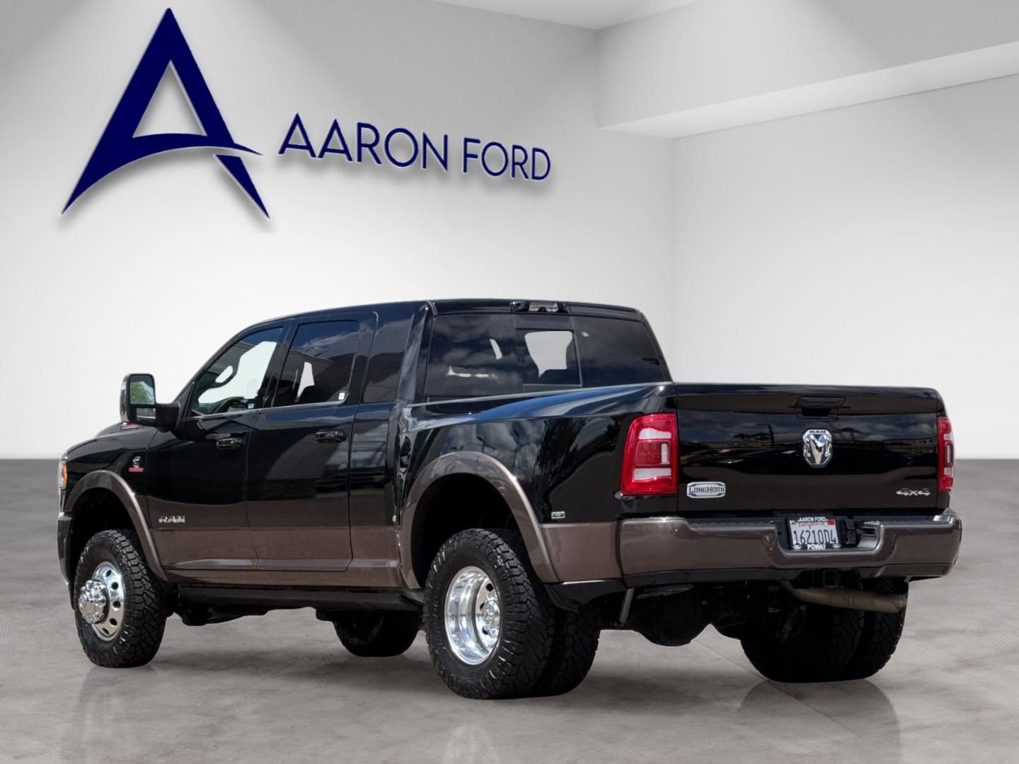 Used 2024 RAM 3500 Limited w/ Safety Group AWD/4WD image 4