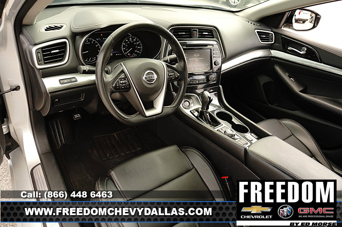 Used 2022 Nissan Maxima SV w/ Floor Mat Group FWD image 6