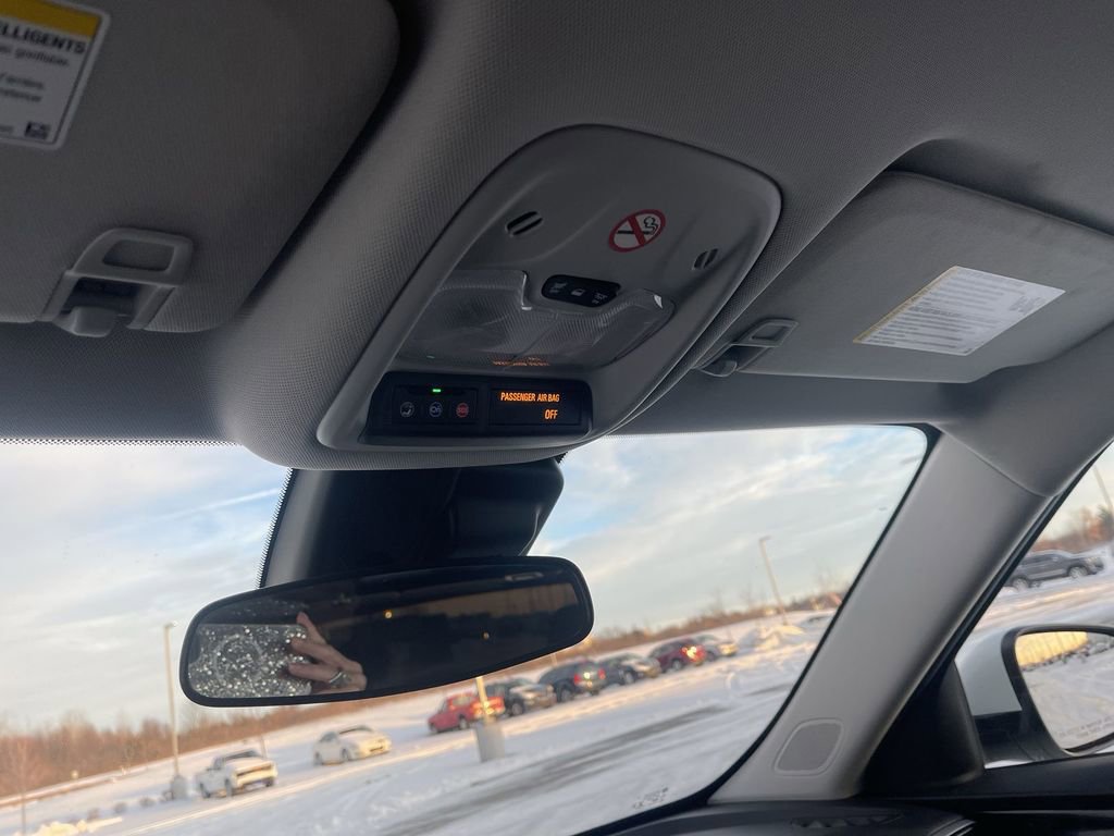 Used 2025 Chevrolet TrailBlazer LT image 28