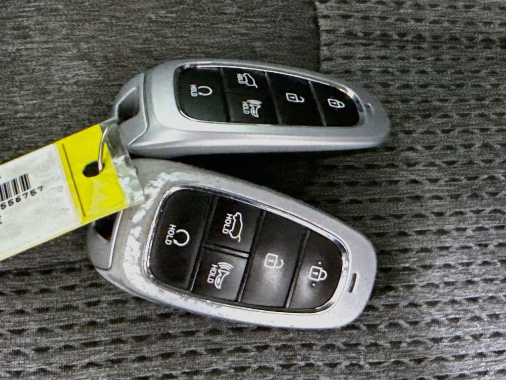 Certified 2023 Hyundai Santa Fe SEL AWD/4WD image 34