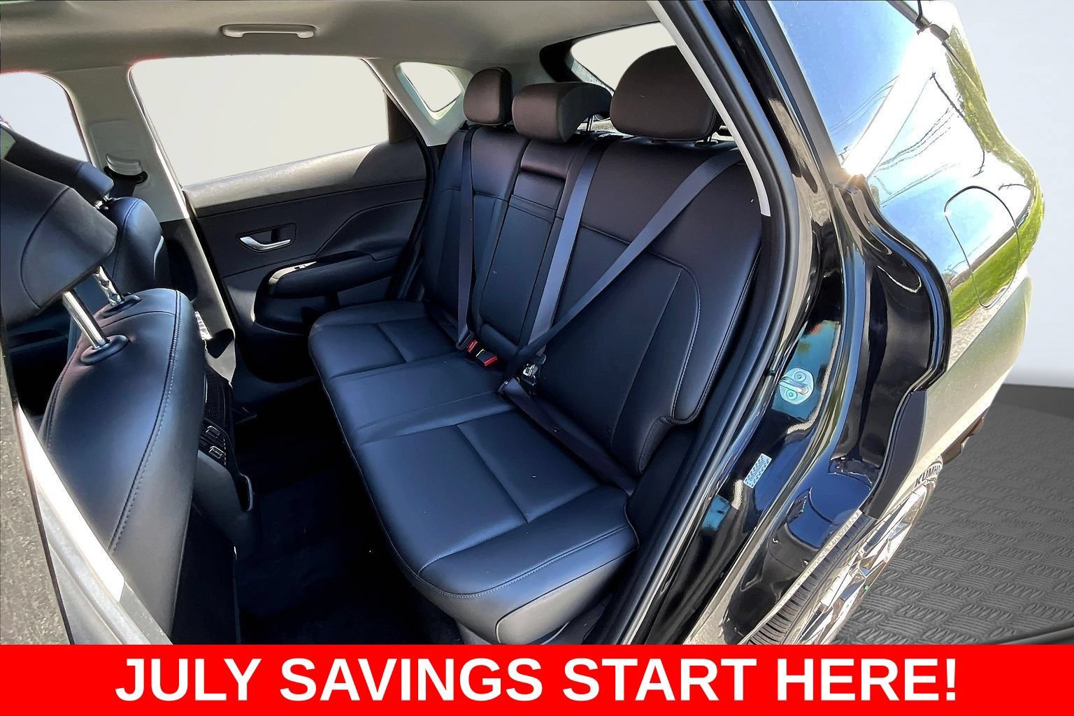 Used 2025 Hyundai Kona Limited FWD image 29