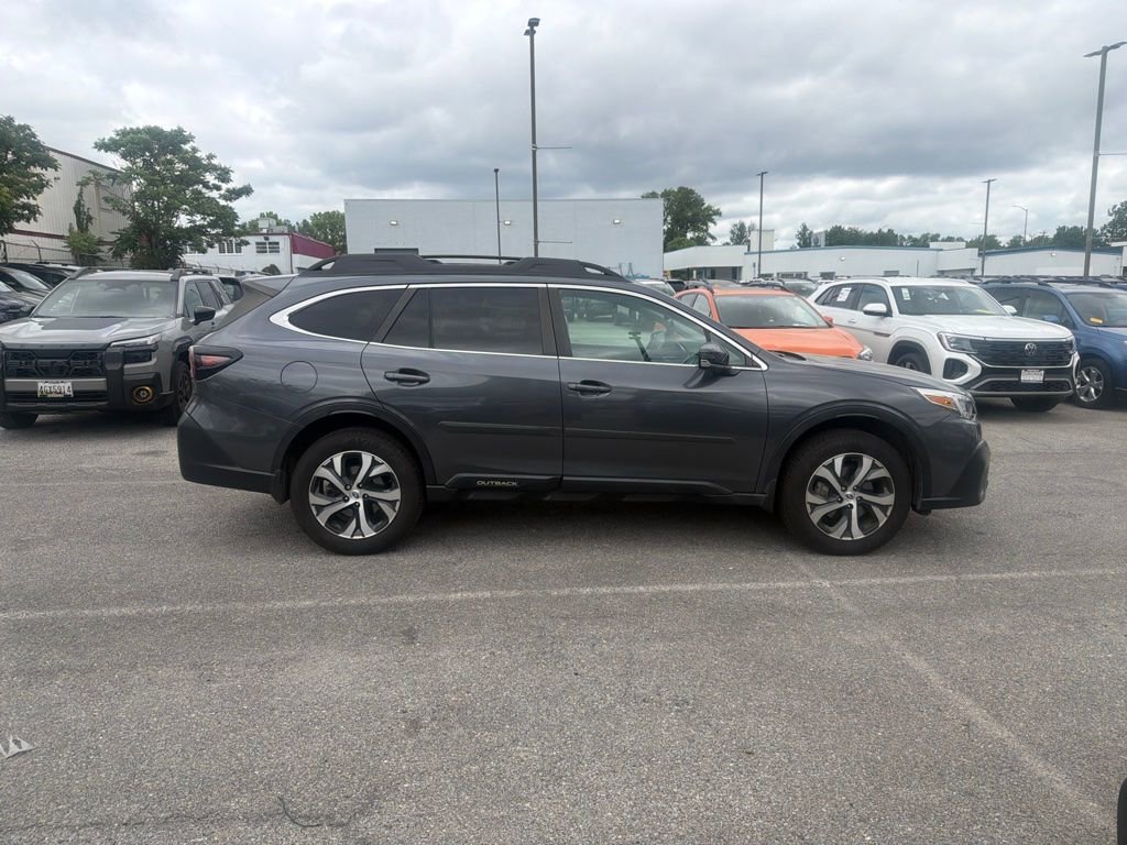 Used 2022 Subaru Outback Limited AWD/4WD image 13
