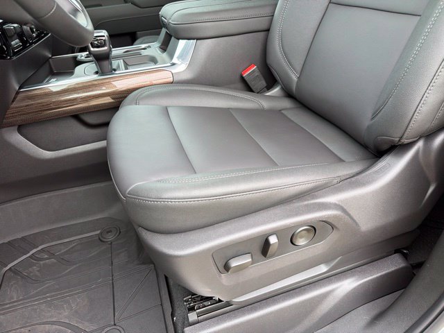 New 2026 Chevrolet Silverado 1500 RST w/ RST All Star Premium Package AWD/4WD image 11