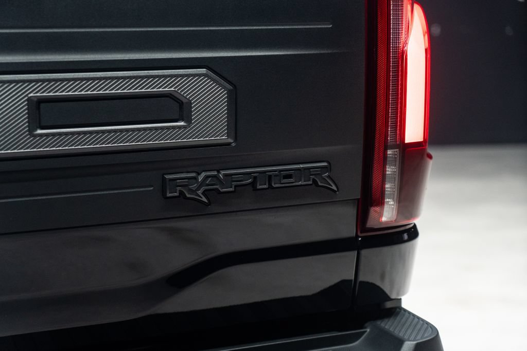 Used 2025 Ford F150 Raptor AWD/4WD image 18