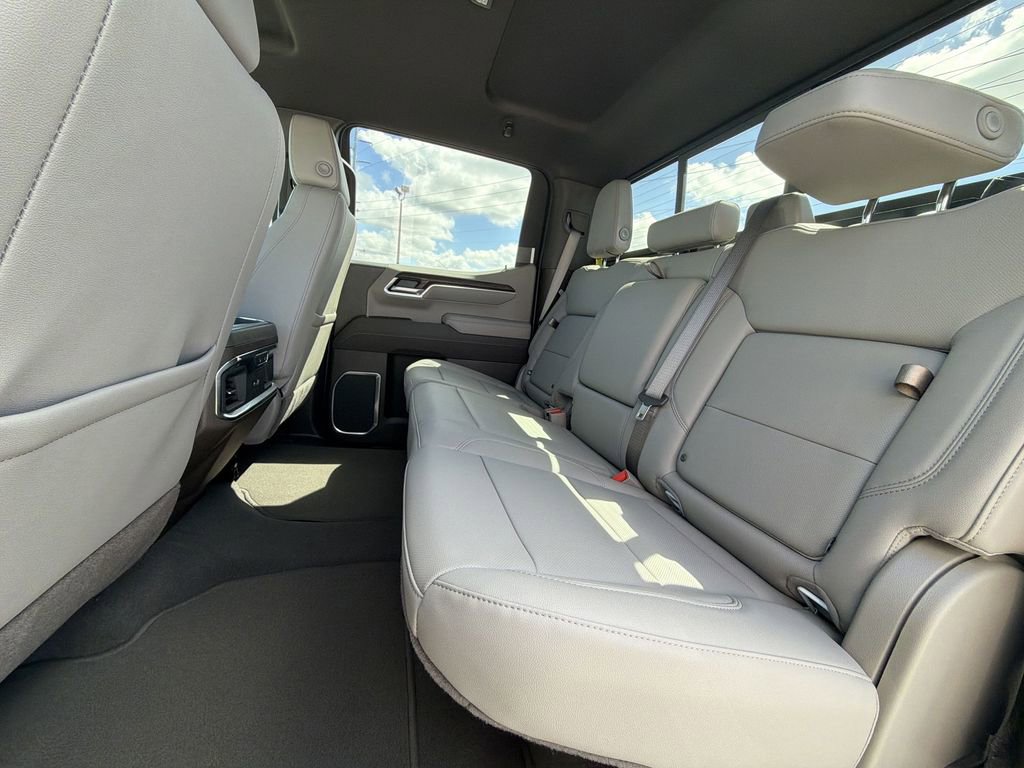New 2026 GMC Sierra 1500 SLT w/ SLT Premium Package image 33