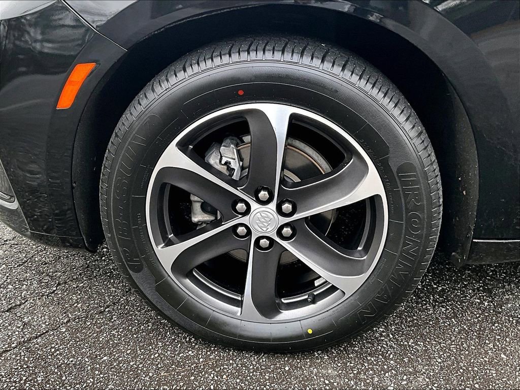 Certified 2022 Buick Enclave Essence w/ Experience Buick Package image 9