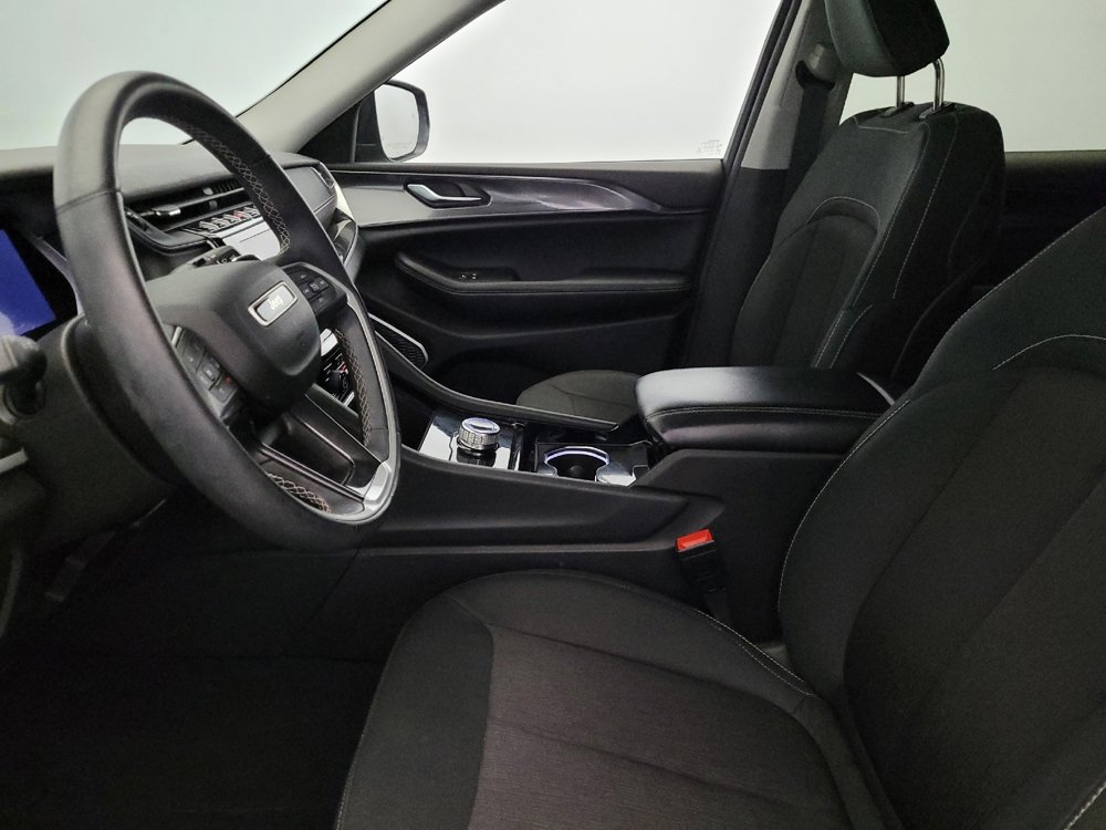 Used 2022 Jeep Grand Cherokee L Laredo w/ Luxury Tech Group I image 17