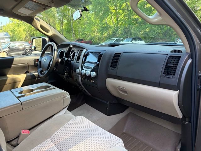 Used 2010 Toyota Tundra 4x4 Double Cab image 24
