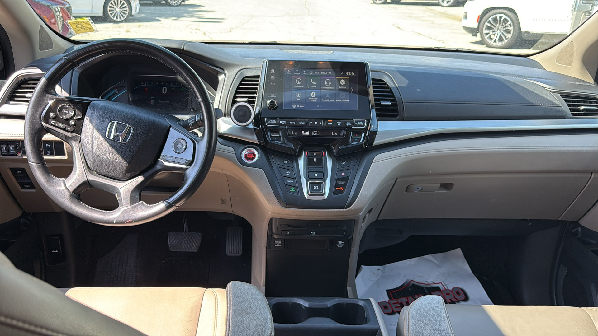 Used 2018 Honda Odyssey Touring image 9