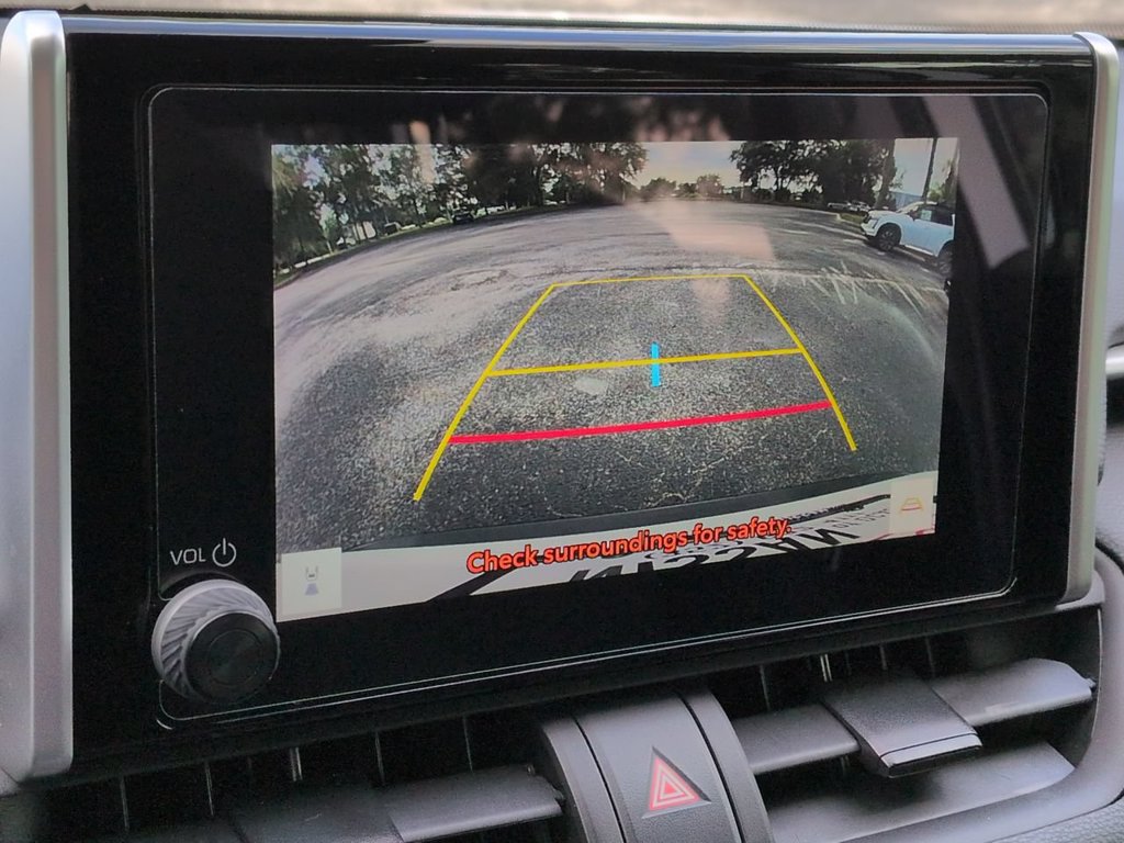 Used 2024 Toyota RAV4 XLE FWD image 20
