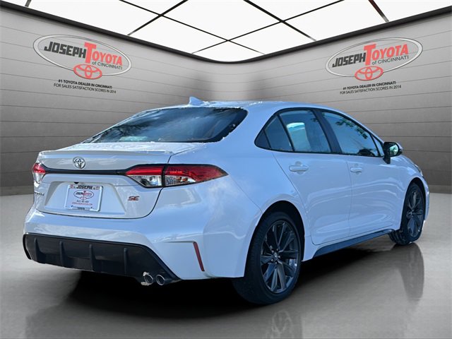 Certified 2025 Toyota Corolla SE image 4