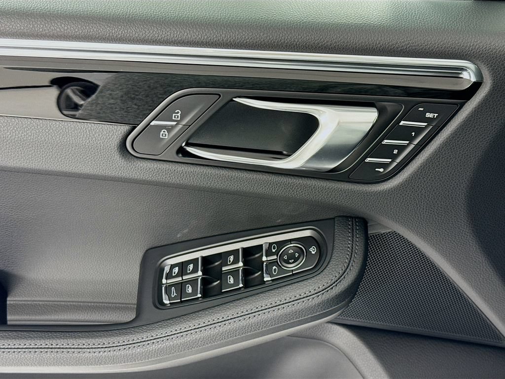 New 2026 Porsche Macan S AWD/4WD image 11