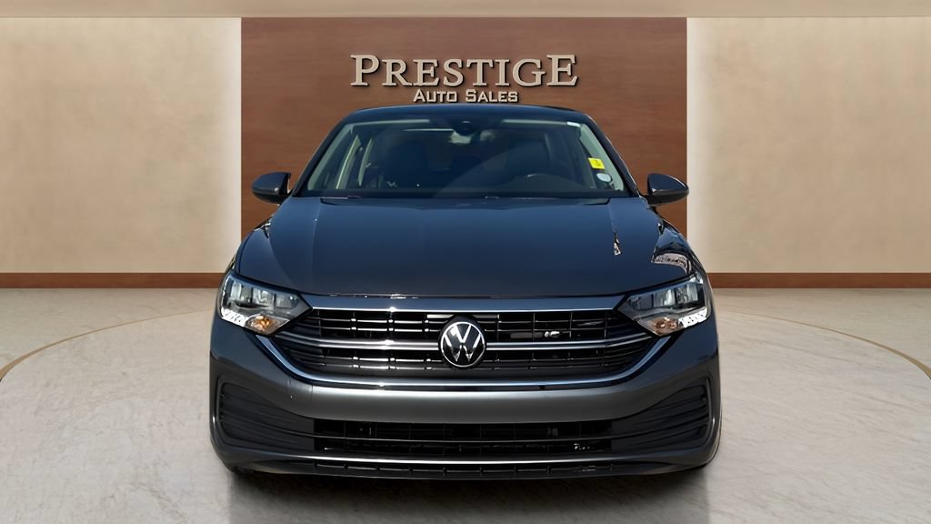 Used 2024 Volkswagen Jetta SE FWD image 32
