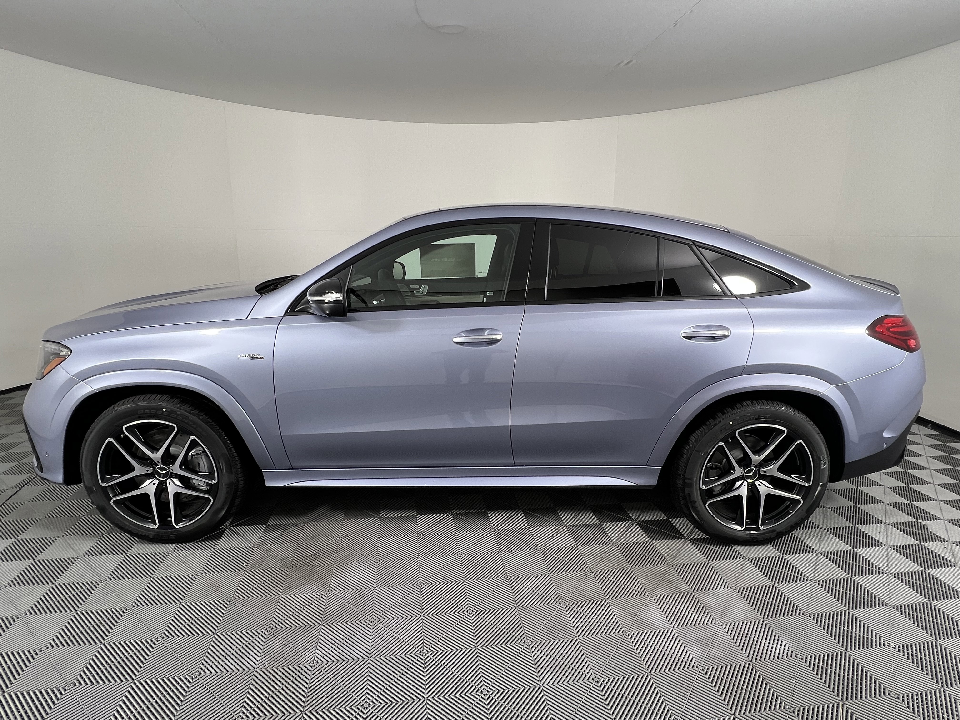 New 2026 Mercedes-Benz GLE 53 AMG 4MATIC Coupe image 9