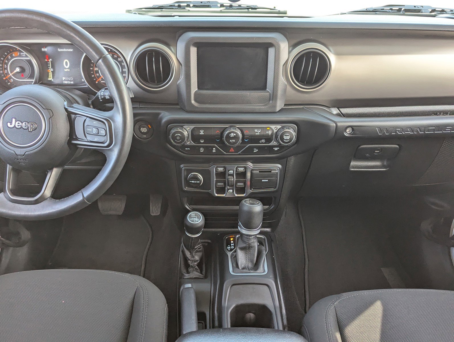 Used 2019 Jeep Wrangler Unlimited Sport S image 17