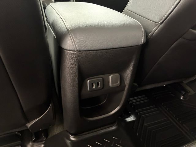 Used 2018 Chevrolet Colorado Z71 image 19