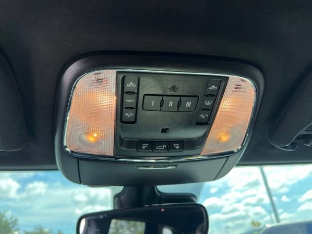 Used 2021 Jeep Grand Cherokee SRT AWD/4WD image 25