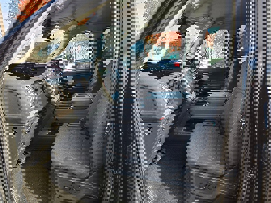 Used 2025 Ford Expedition Max Active image 12