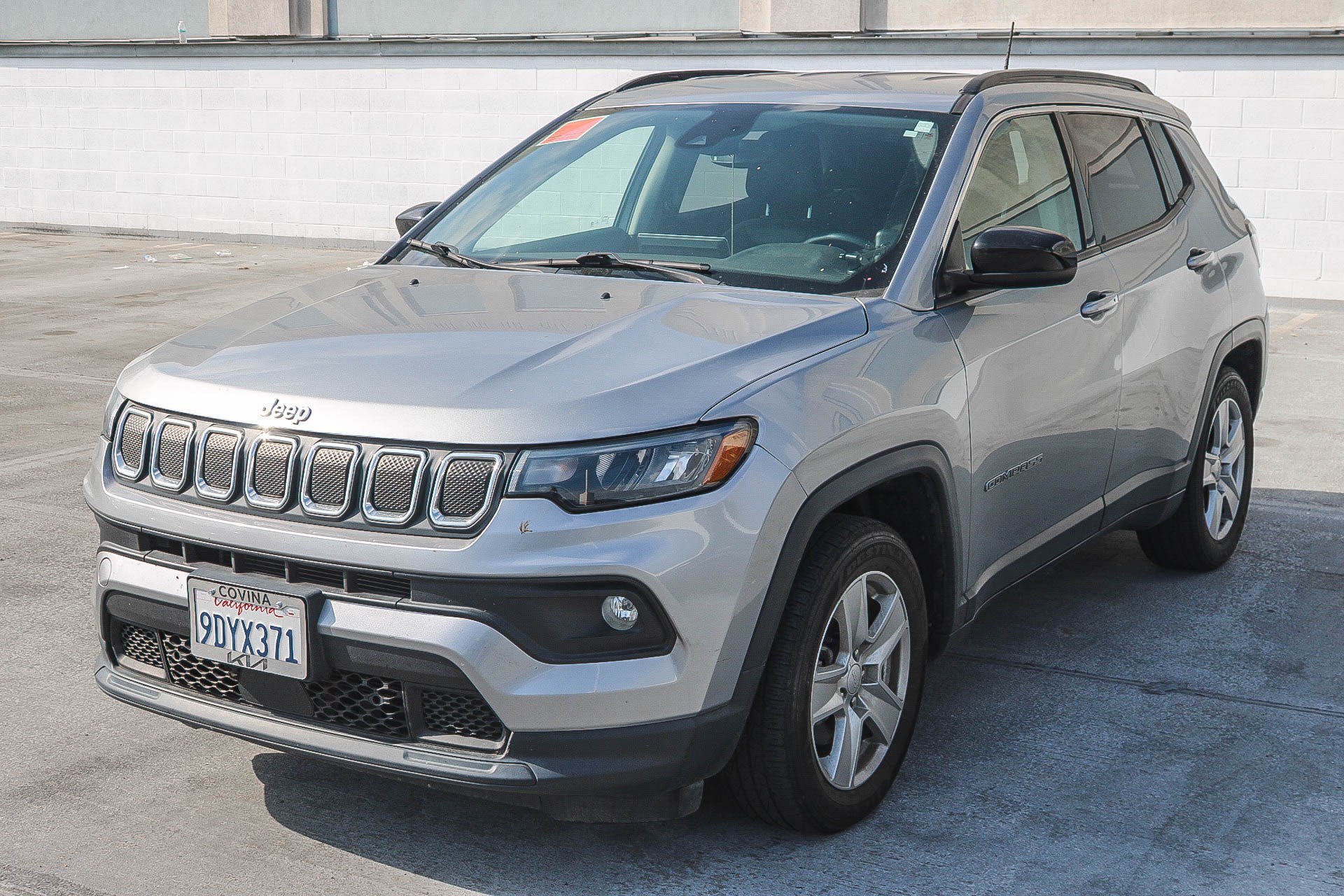Used 2022 Jeep Compass Latitude w/ Convenience Group FWD image 5