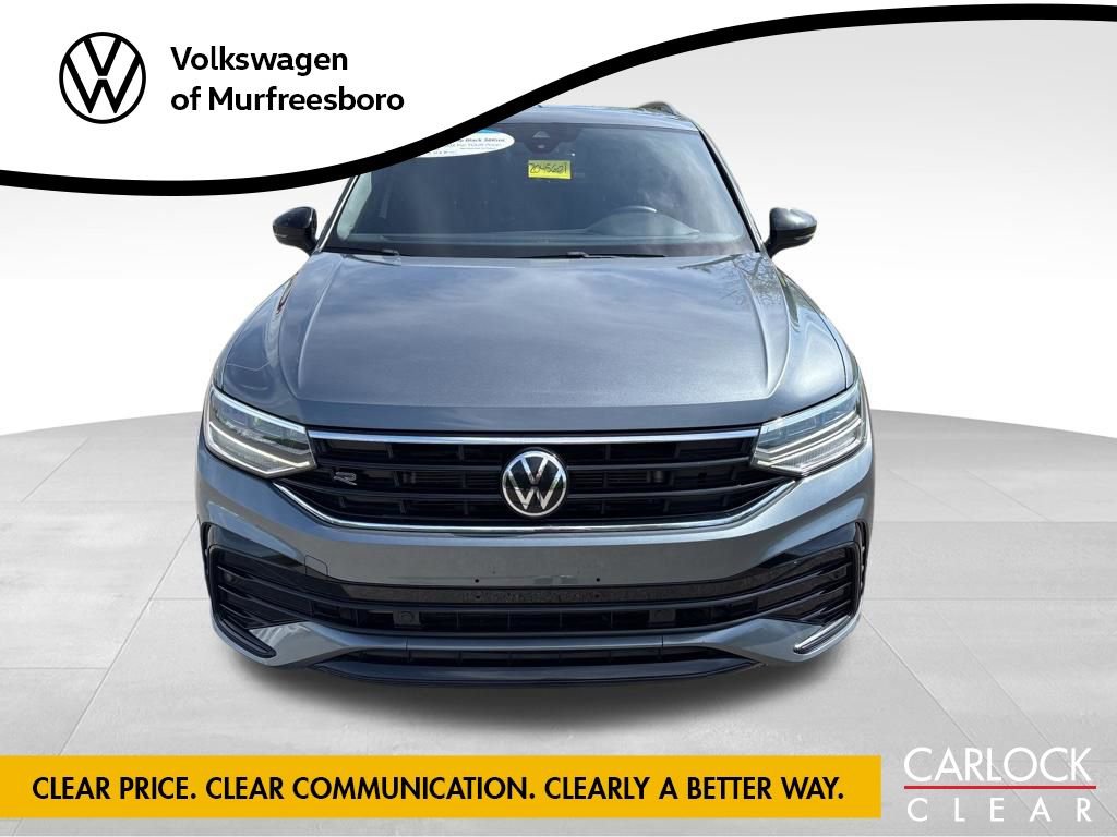 Certified 2023 Volkswagen Tiguan SE R-Line FWD image 3