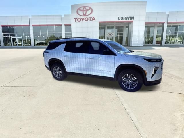 Used 2024 Chevrolet Traverse LT w/ LPO, Floor Liner Package FWD image 18