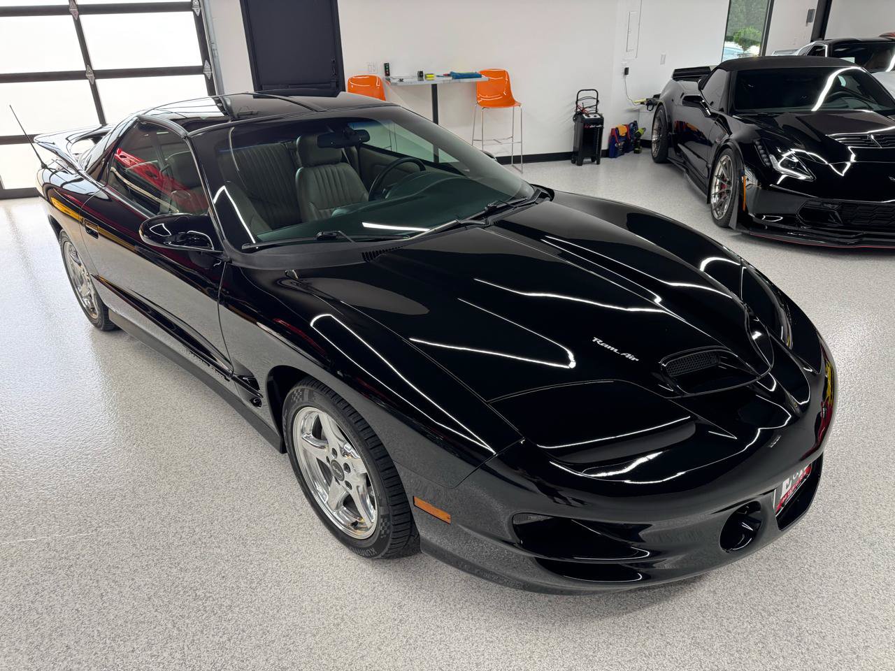 Used 1999 Pontiac Firebird Formula RWD image 22