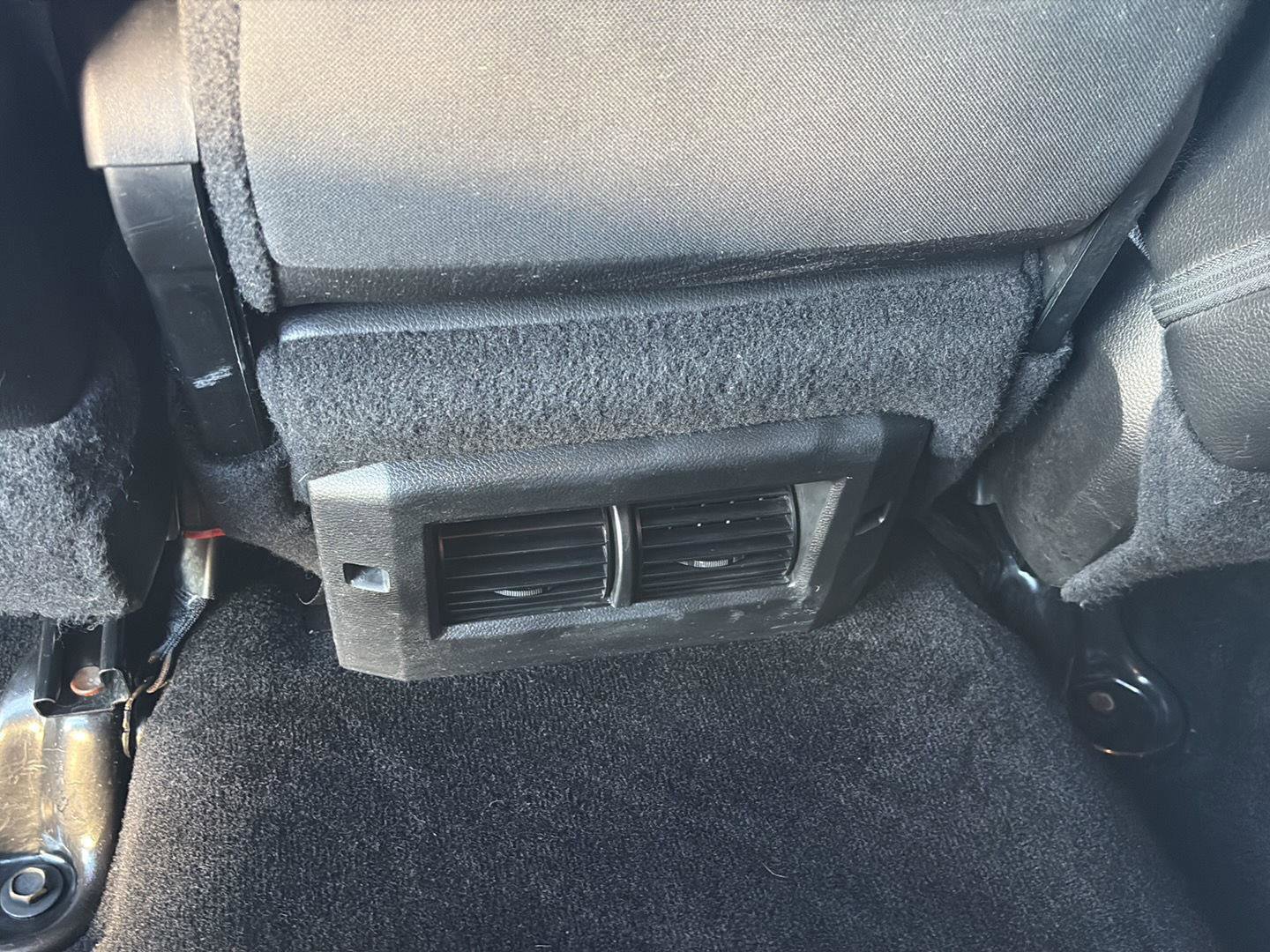 Used 2015 RAM 2500 Laramie w/ Protection Group image 18