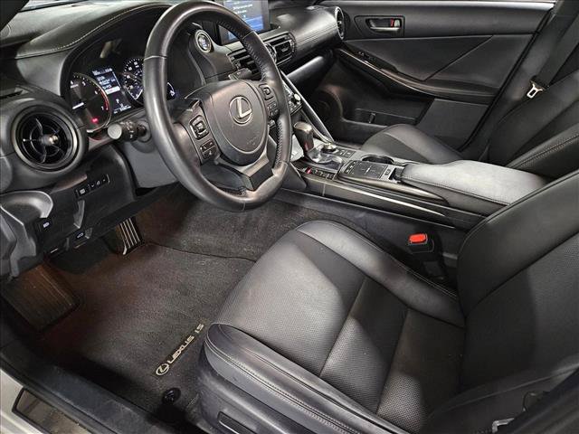 Used 2023 Lexus IS 300 w/ Comfort Package RWD image 10