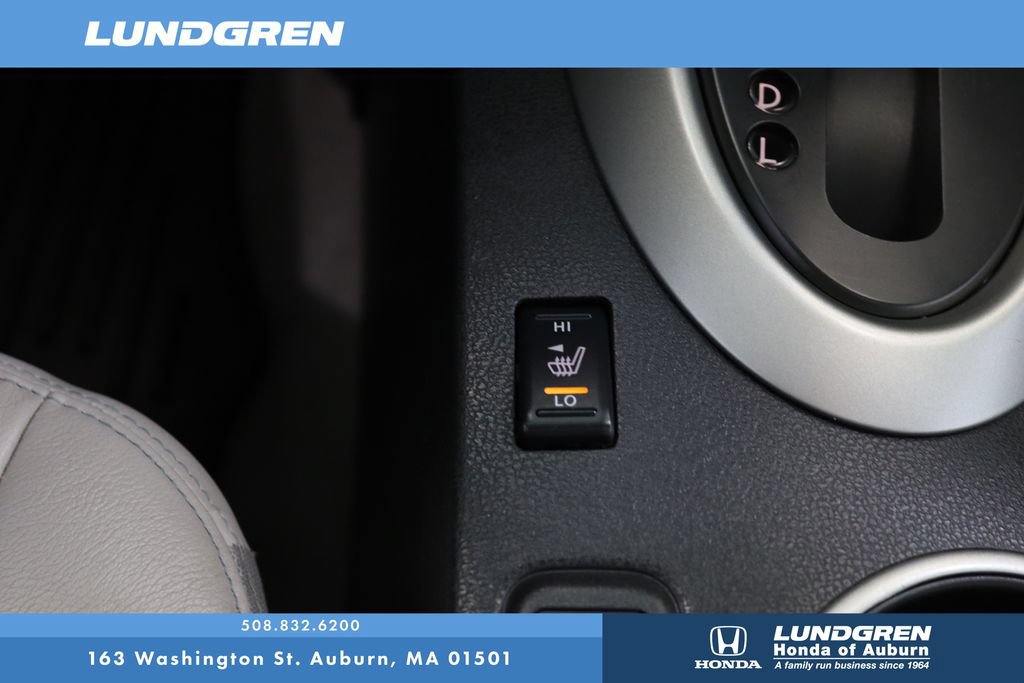 Used 2012 Nissan Rogue SL AWD/4WD image 25