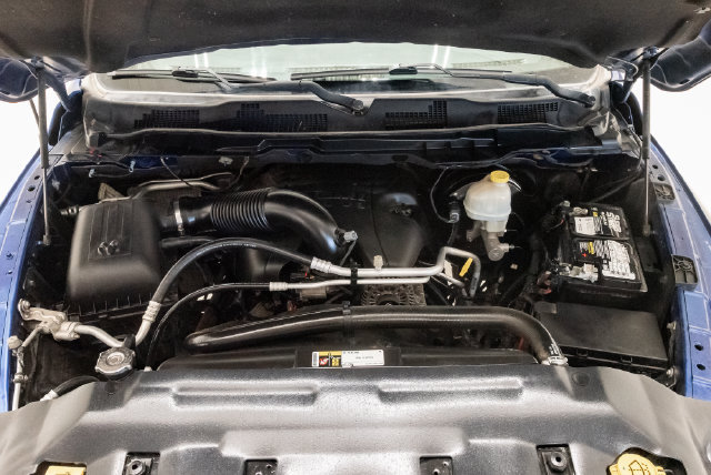 Used 2016 RAM 1500 Express w/ Popular Equipment Group AWD/4WD image 3