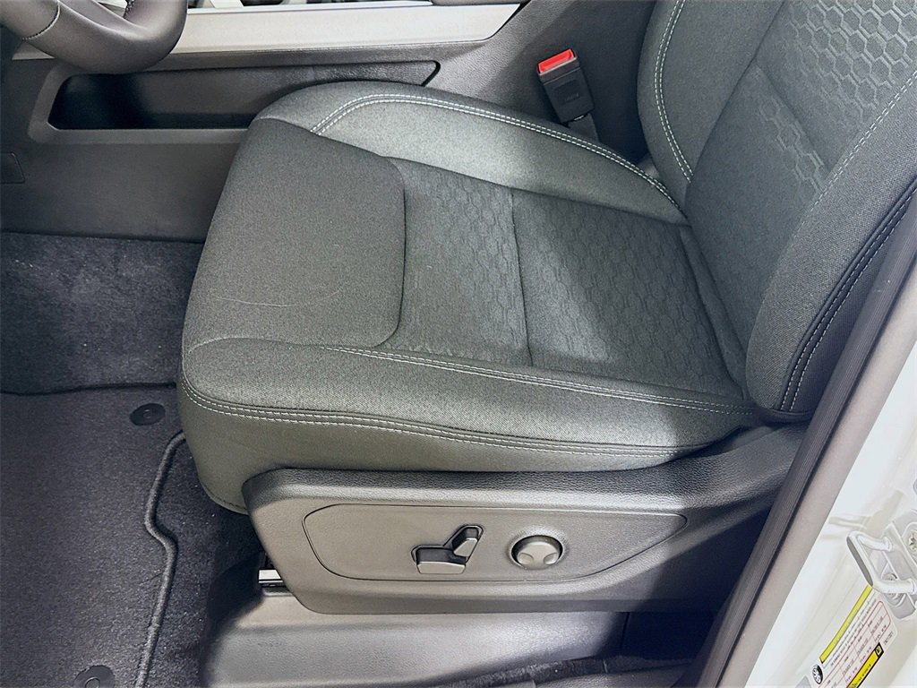 New 2026 RAM 1500 4x4 Crew Cab image 22
