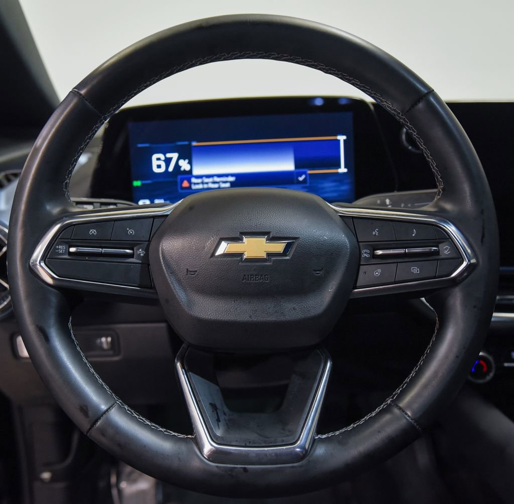 Used 2024 Chevrolet Equinox EV LT FWD image 28