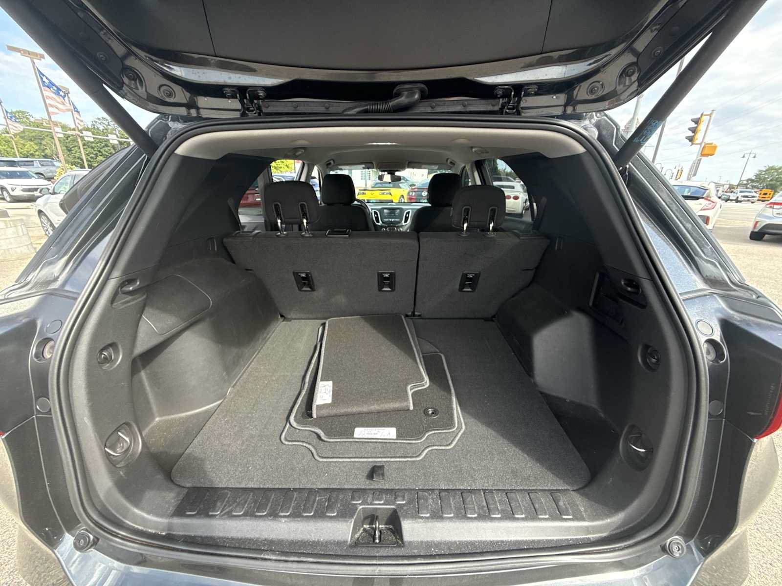 Certified 2018 Chevrolet Equinox LT AWD/4WD image 24