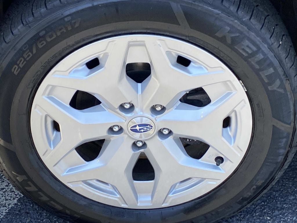 Certified 2023 Subaru Forester AWD/4WD image 27