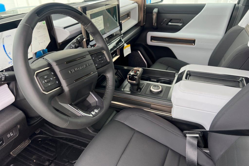 New 2025 GMC Hummer EV 3X AWD/4WD image 7