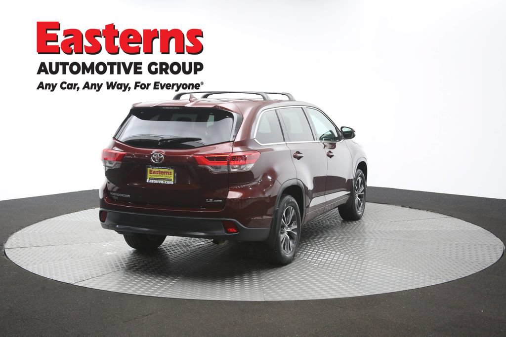 Used 2018 Toyota Highlander Plus AWD/4WD image 39