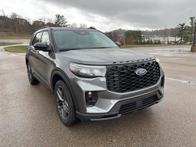 New 2026 Ford Explorer ST-Line w/ ST-Line Street Pack image 6