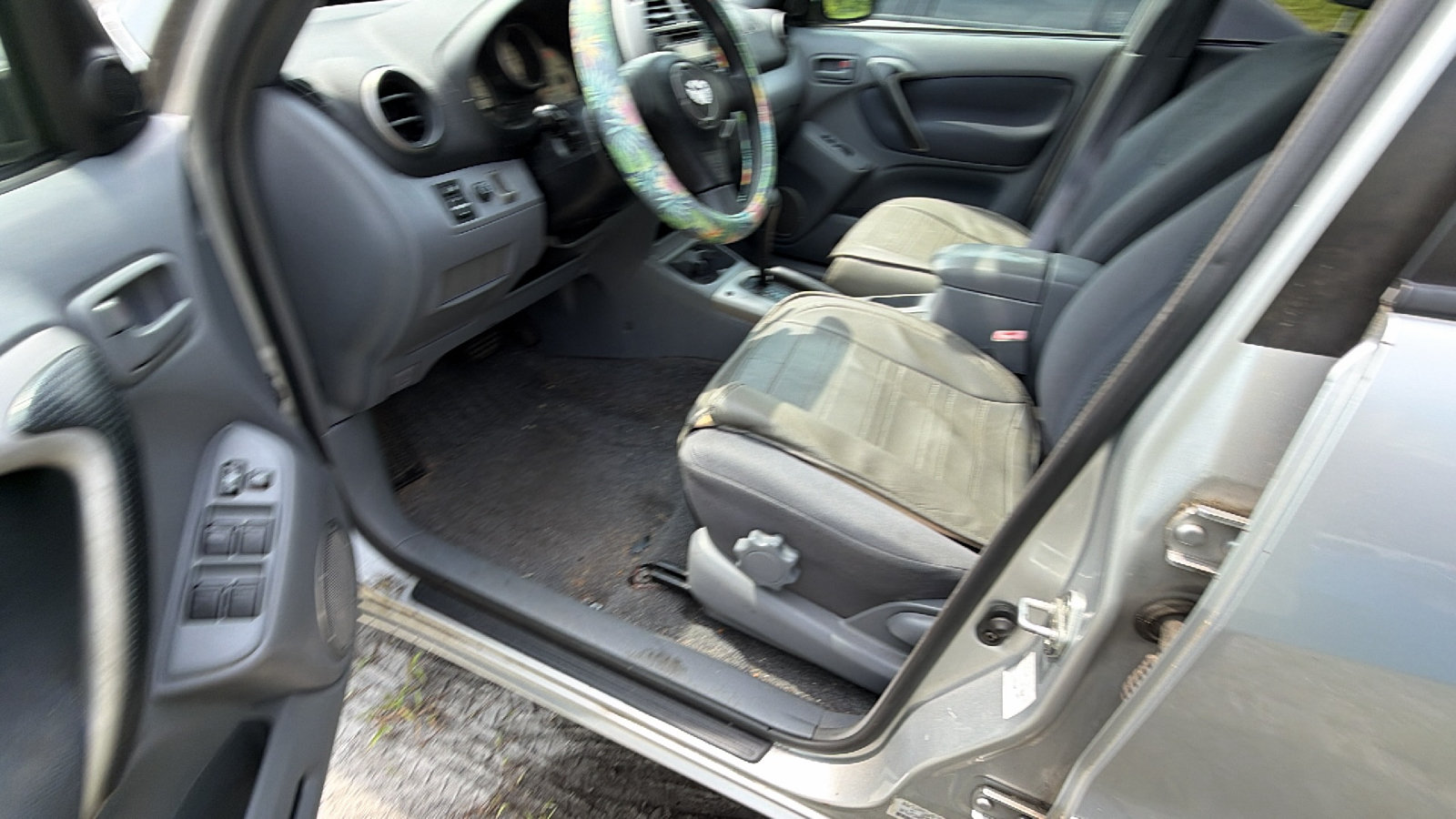 Used 2002 Toyota RAV4 2WD image 11