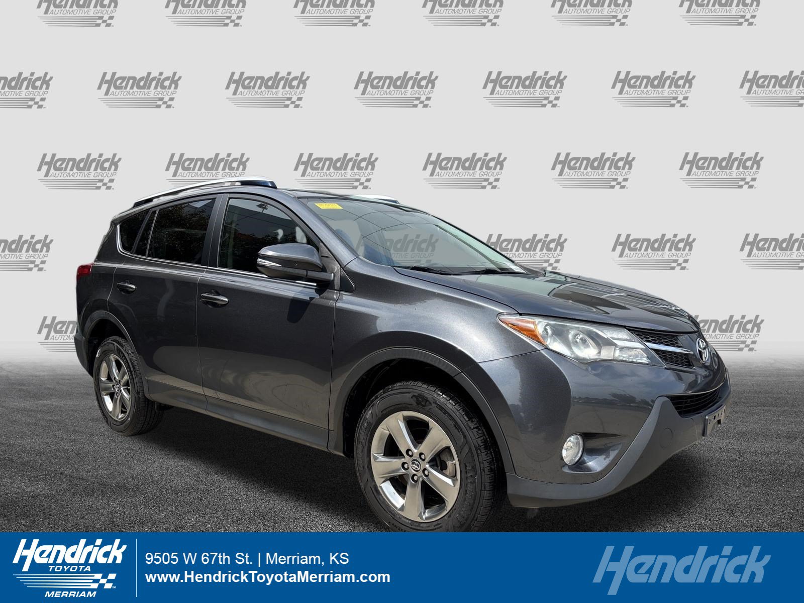 Used 2015 Toyota RAV4 XLE FWD image 1