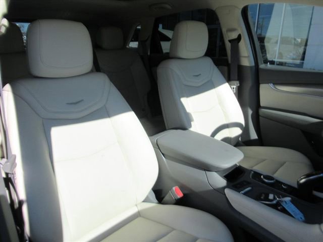 Used 2020 Cadillac XT5 Premium Luxury image 7