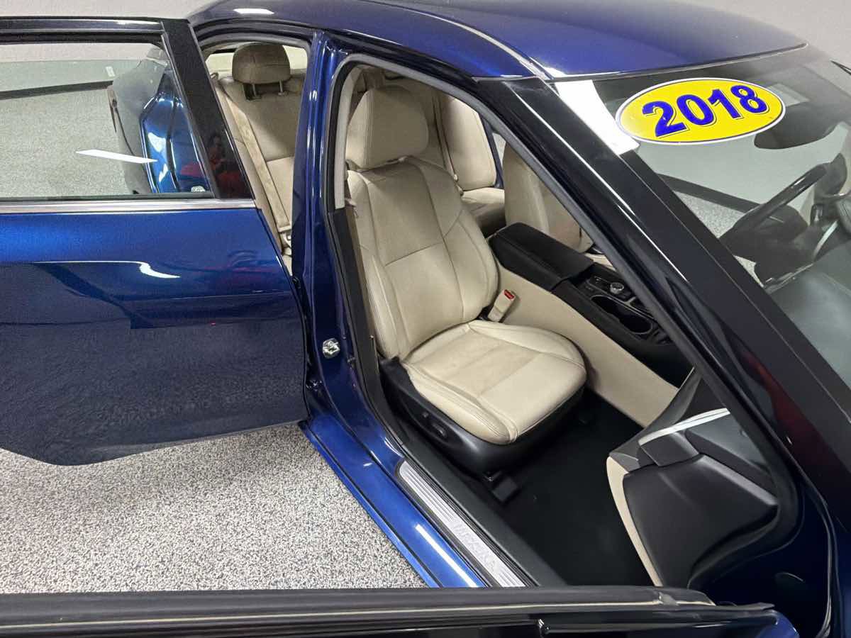Used 2018 Nissan Maxima 3.5 SV FWD image 27