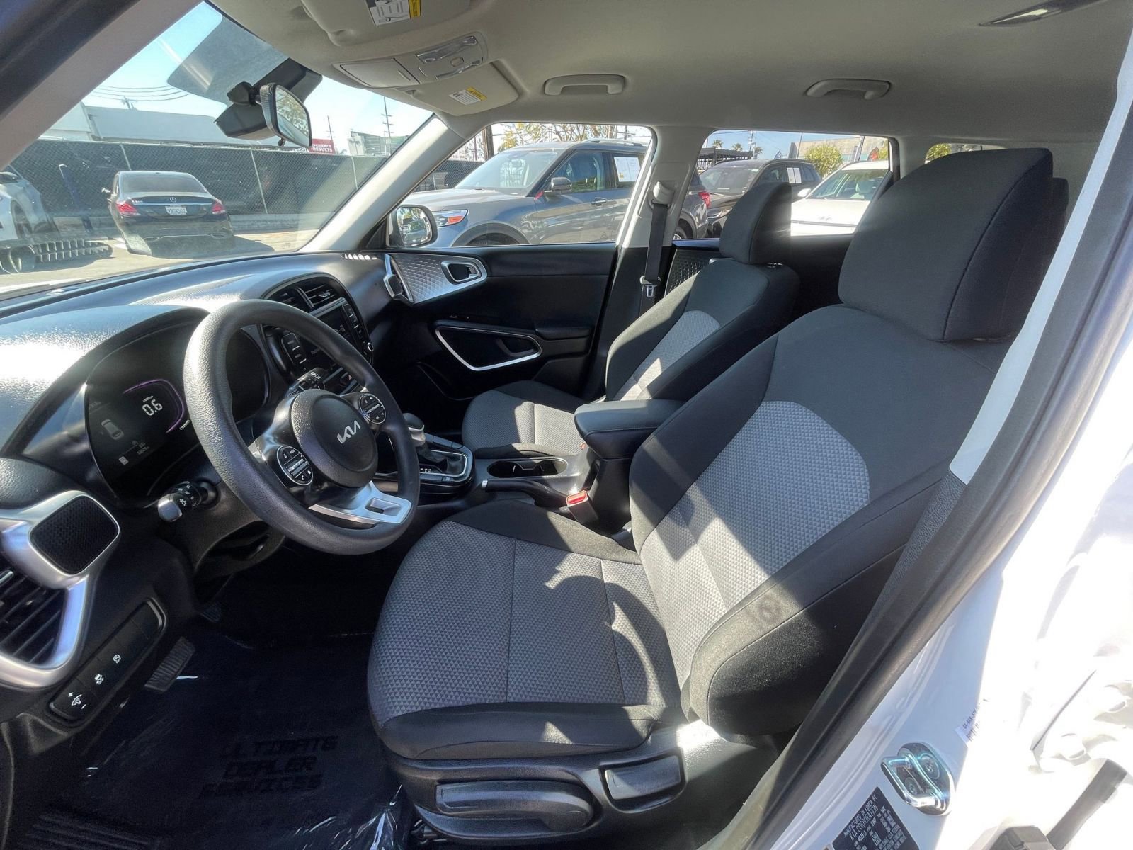 Used 2025 Kia Soul LX w/ LX Technology Package image 27