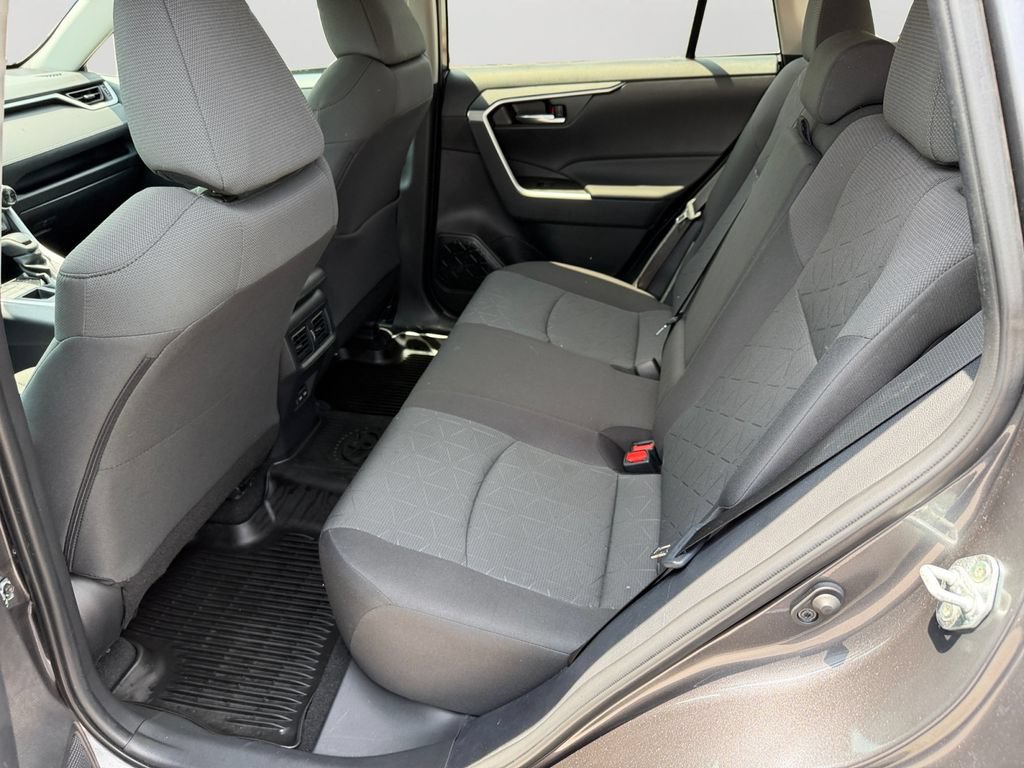 Used 2024 Toyota RAV4 XLE w/ Convenience Package AWD/4WD image 15
