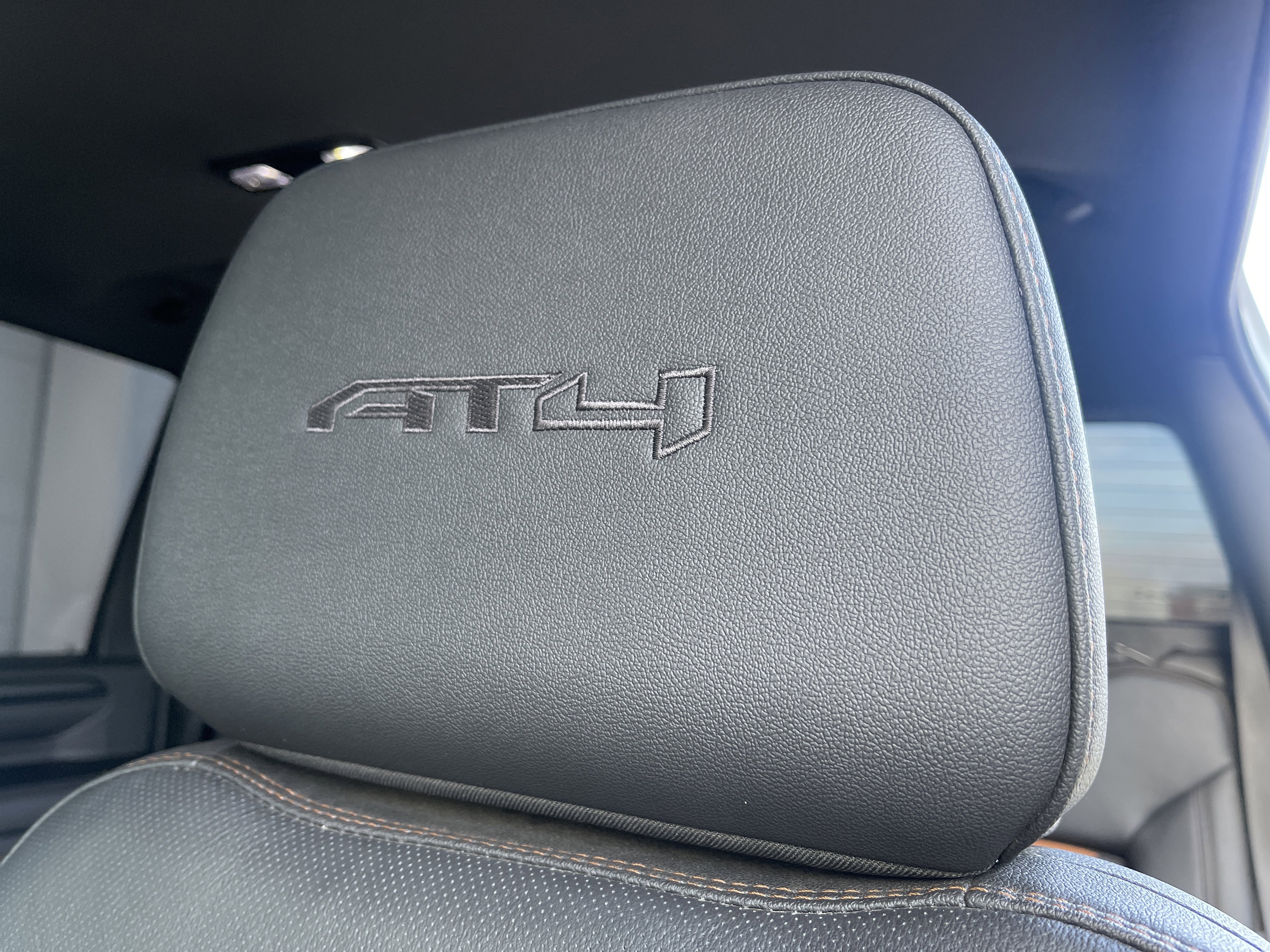 Used 2024 GMC Sierra 2500 AT4 w/ AT4 Premium Plus Package image 27