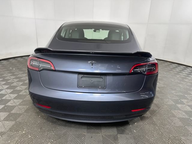 Used 2023 Tesla Model 3 Standard Range image 4