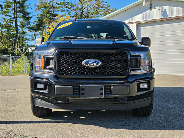 Used 2018 Ford F150 XLT w/ Equipment Group 302A Luxury AWD/4WD image 3