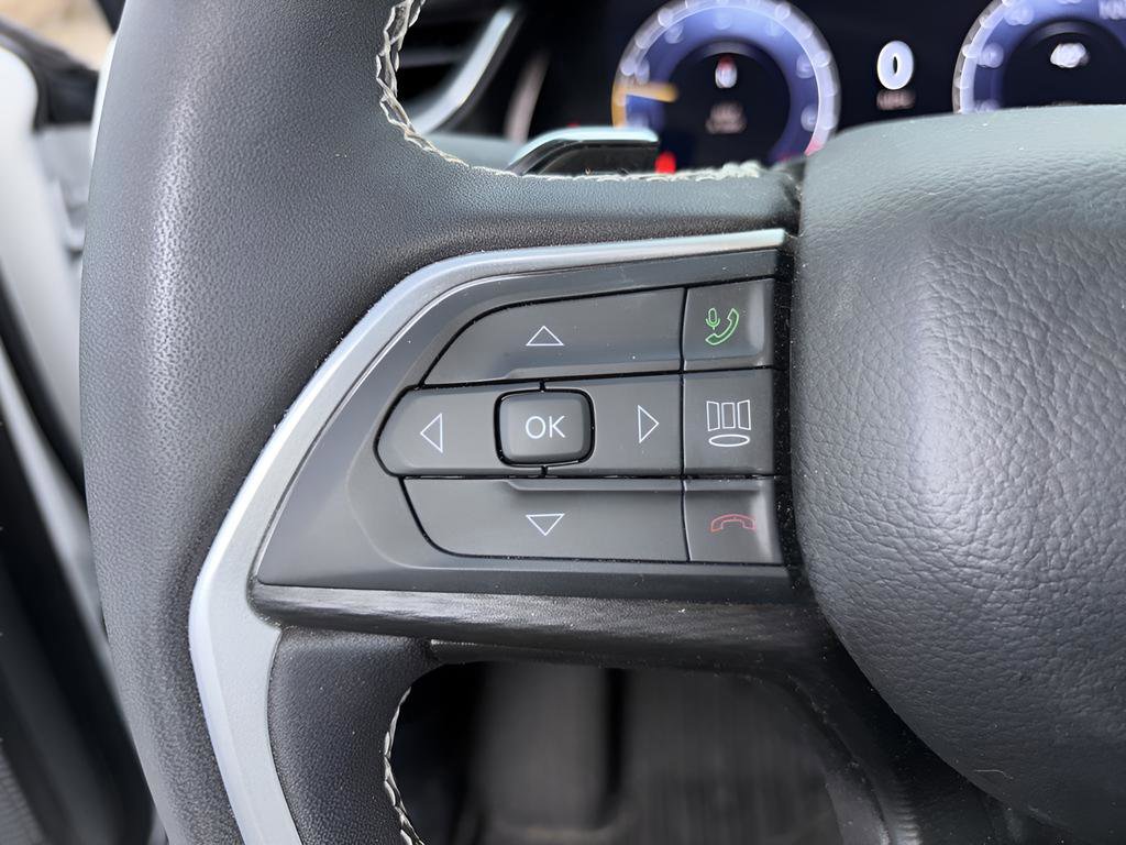 Used 2024 Jeep Grand Cherokee Laredo X w/ Luxury Tech Group I image 15